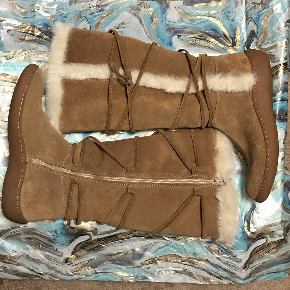 Banana Republic Sherpa Lined Boots